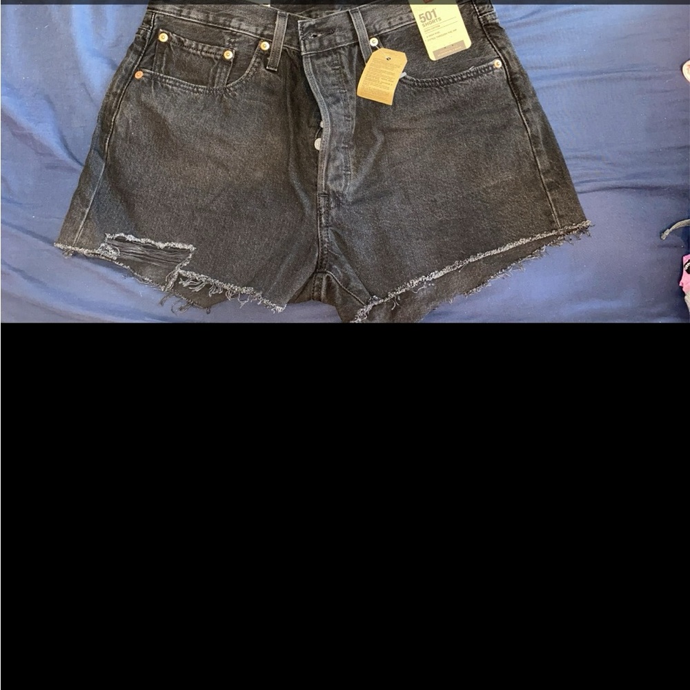 New tags Levi High Rise shorts sz 31